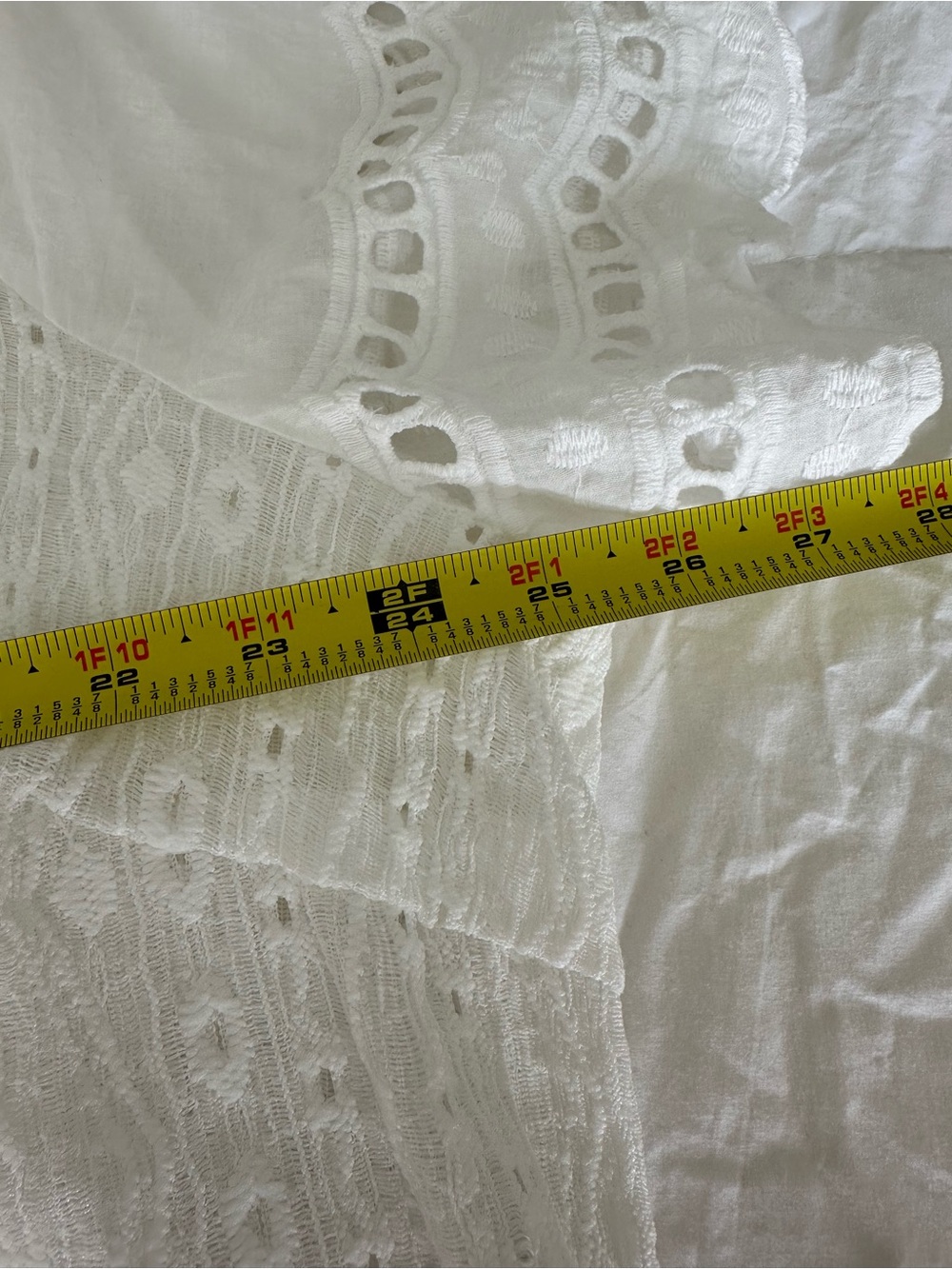 SHEIN plus size White Eyelet Lace Short Sleeve Top - Picture 9 of 10